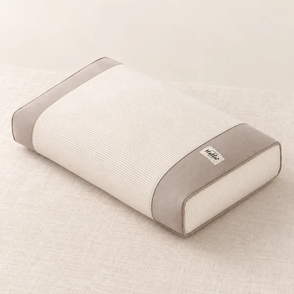 Taupe coloris de l’oreiller japonais