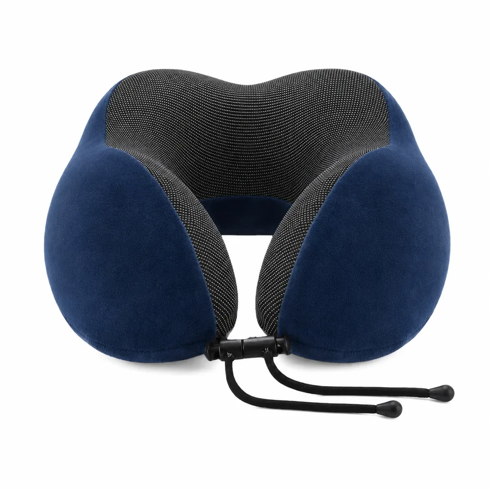Bleu marine coloris du coussin de voyage
